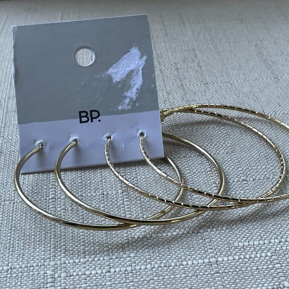 BP Nordstrom Women Earrings Gold Tone Hoop Ear Jewelry Set of 2 Earrings - Picture 6 of 10